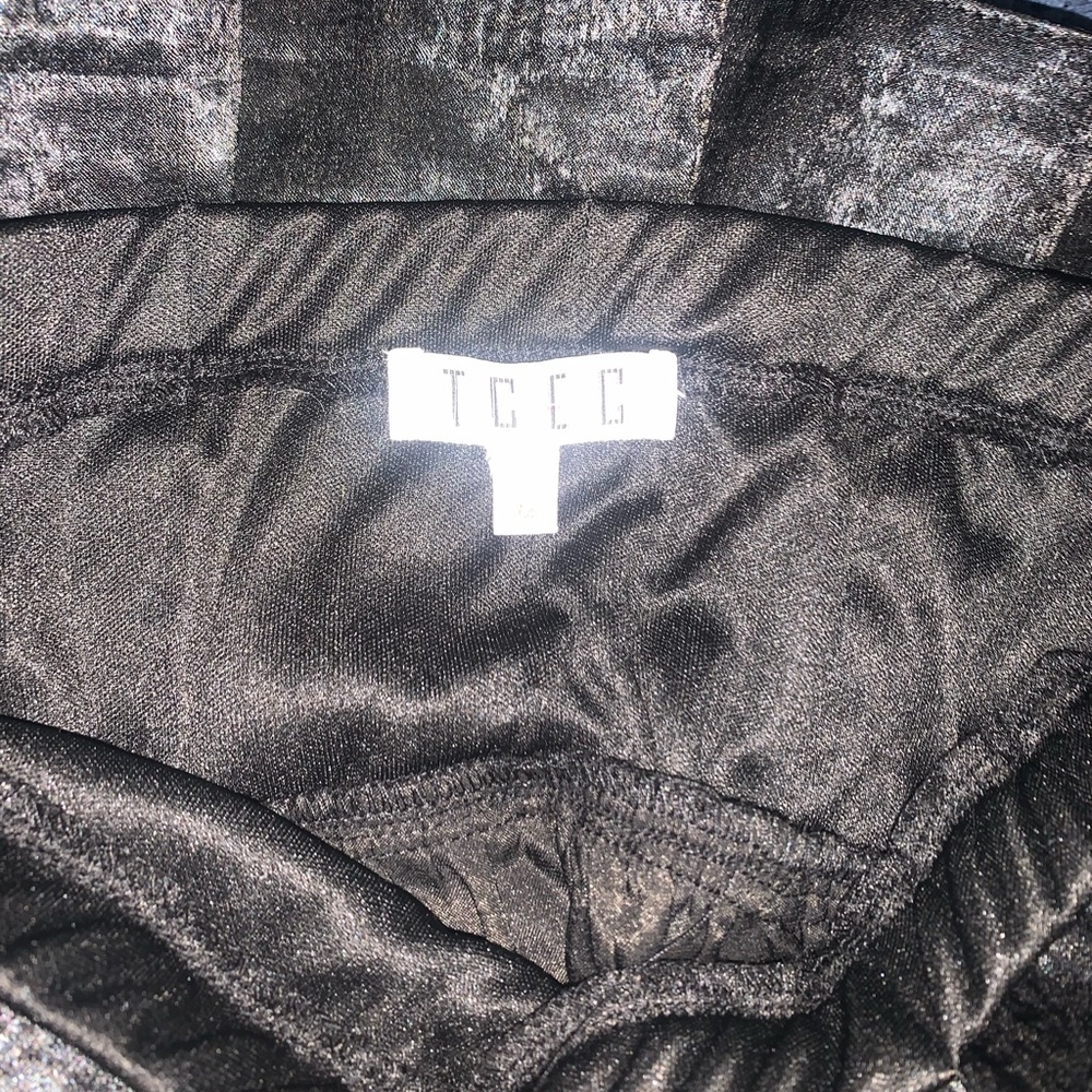 NWOT TCEC BLACK ruffled strapless top - Picture 3 of 4